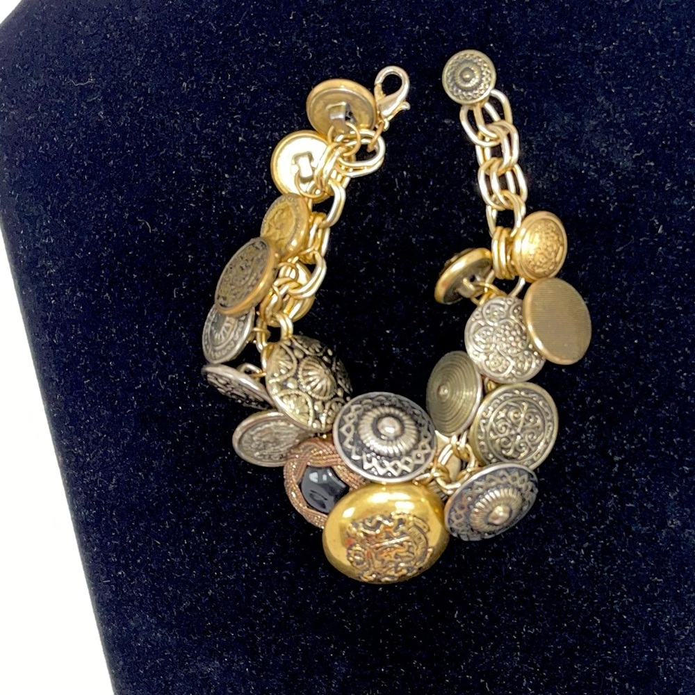 VINTAGE Chunky Buttons Charm Type Bracelet Multi Metal Tones Steampunk